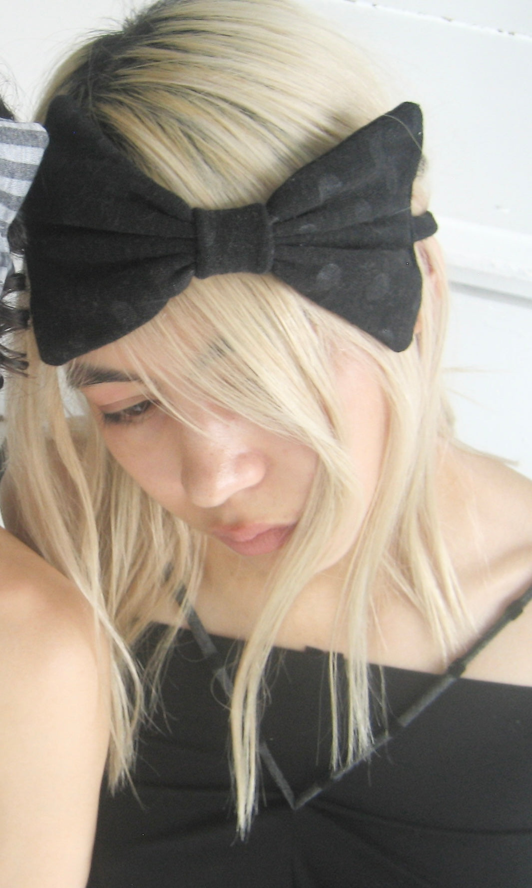 polka-dot bow accessory
