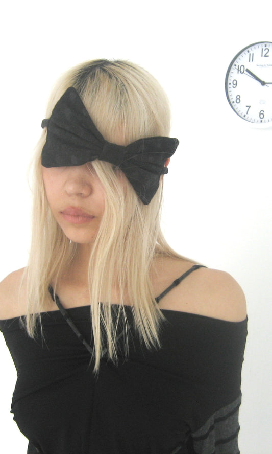 polka-dot bow accessory